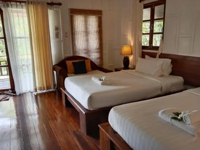 Twin Room with Balcony — Green Papaya Beach Resort, Koh Phangan